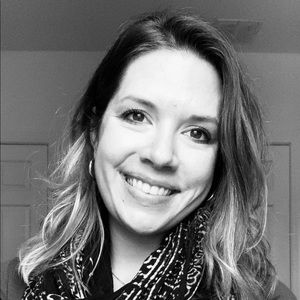 Meet your Posher, Corinne